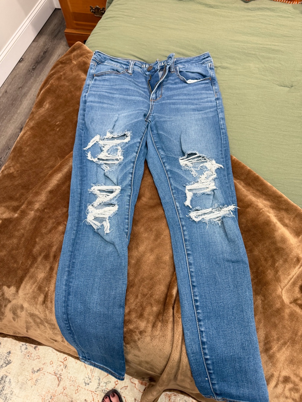 American Eagle Outfitters Light Blue Ripped Skinny Jeans